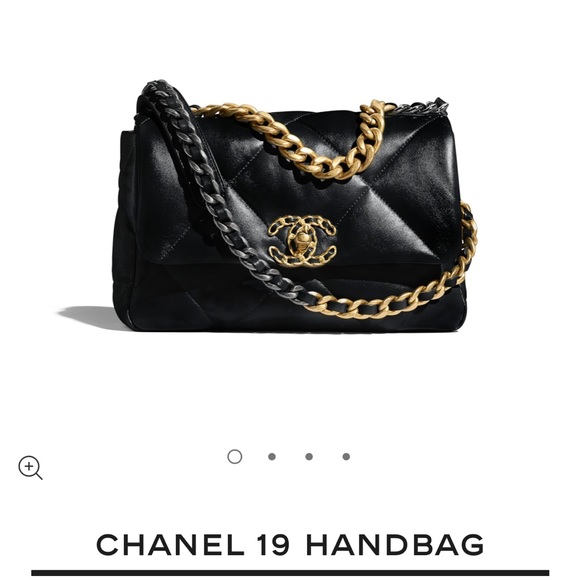 Chanel 19 handbag - Picture 8 of 15